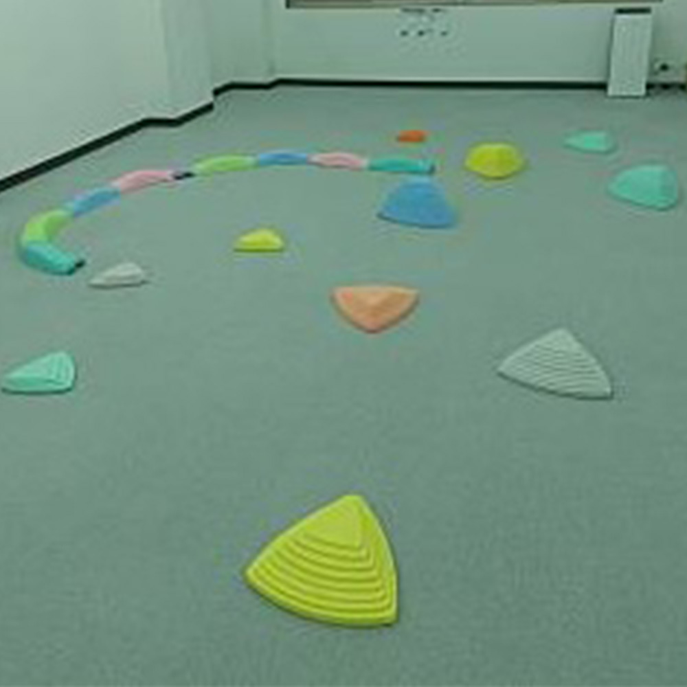 多機能型児童発達支援 はにーびー 西明石 訓練室の様子です